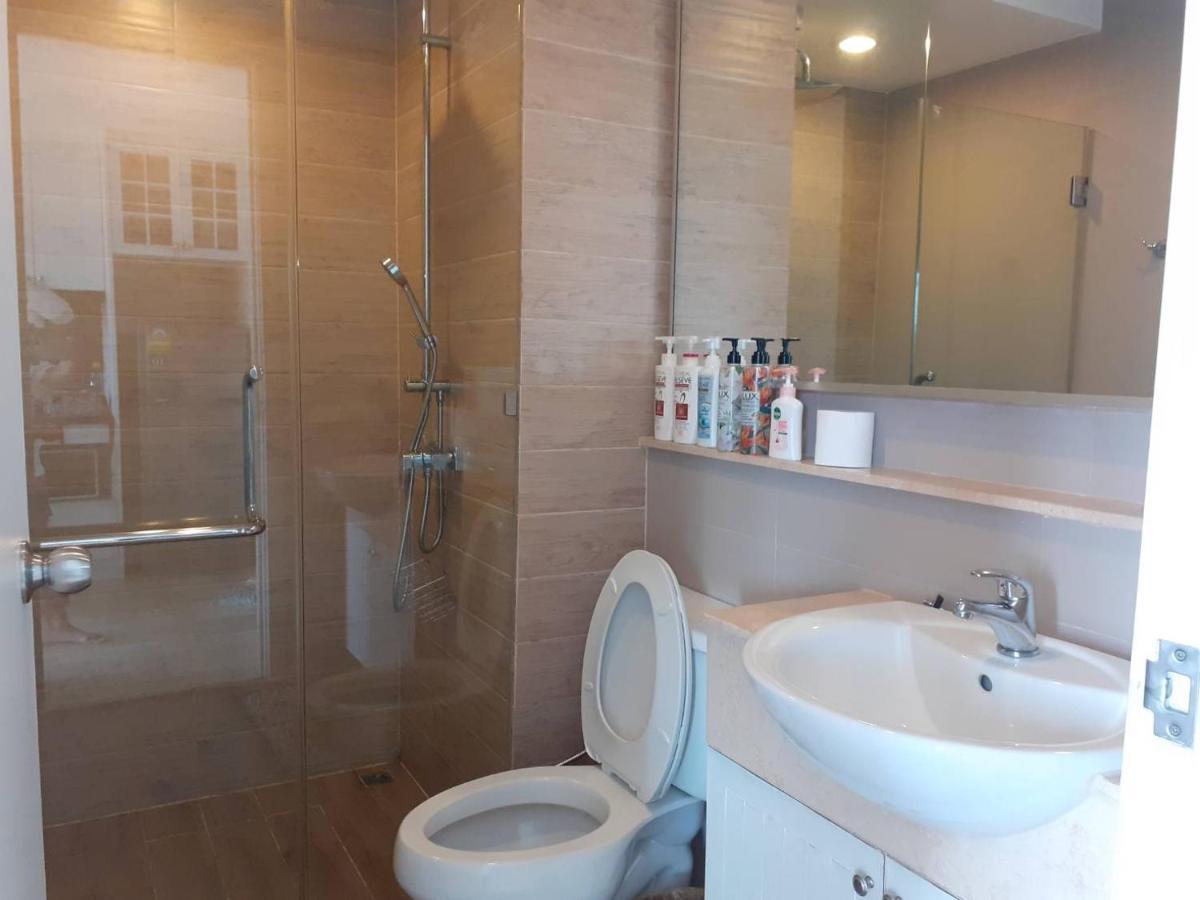 Cozy Near Beach 200M With Toproof Pool At Patio Bangsaen Екстериор снимка